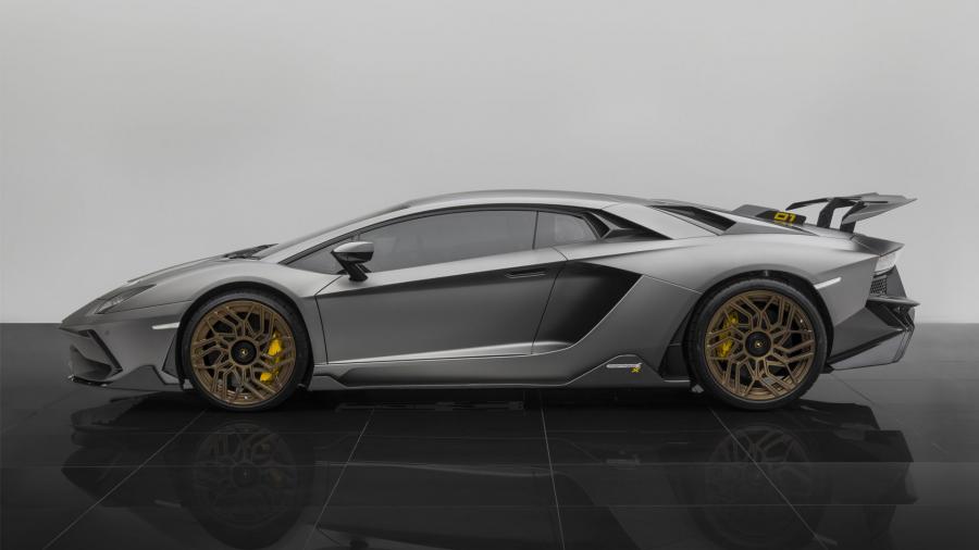  Lamborghini Aventador SX by Onyx 2019 года  (фото 4 из 8)